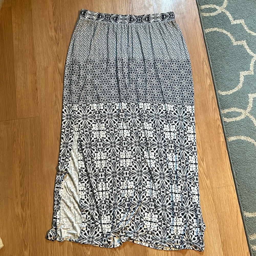 Lane Bryant skirt